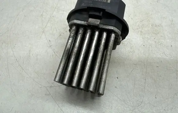 Volvo XC70 Heater blower motor/fan resistor 5HL00894120