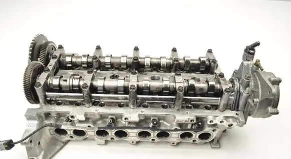 Hyundai ix35 Engine head 221112F600