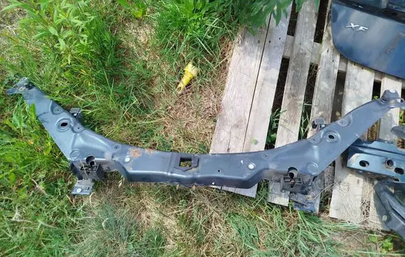 Jaguar XF X250 Top upper radiator support slam panel HHN