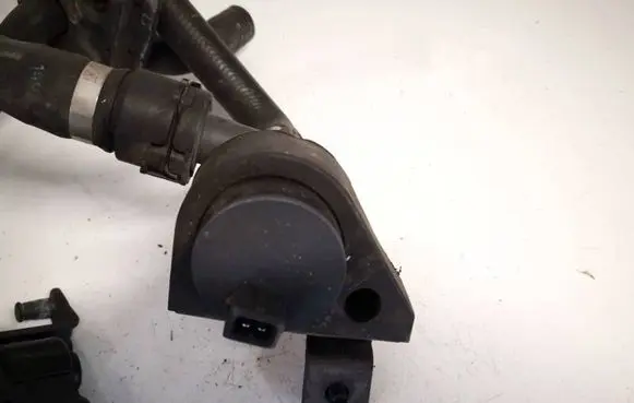 BMW 5 E60 E61 Electric auxiliary coolant/water pump
