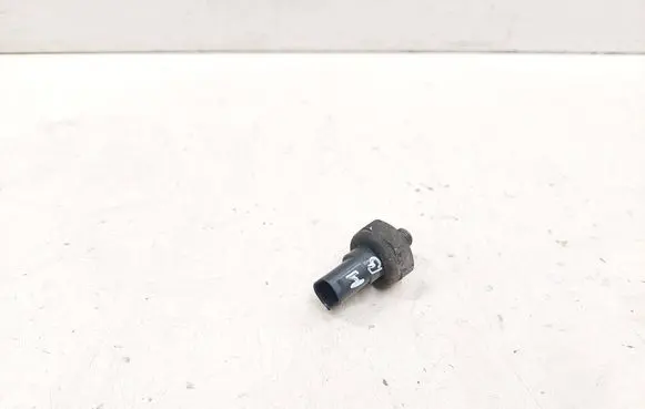Mercedes-Benz R W251 Air conditioning (A/C) pressure sensor 2205420118 D7123
