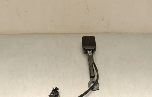 Peugeot 208 II Front seatbelt buckle 6350543ETB