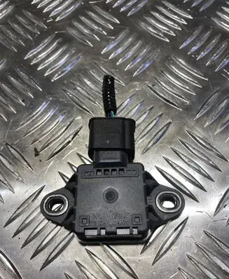 Toyota Avensis T270 ESP acceleration yaw rate sensor 891830F010 0265005915