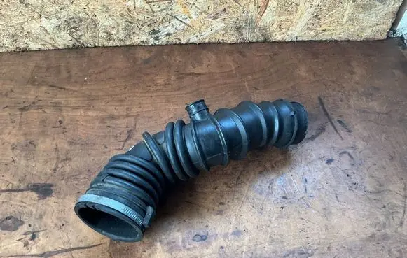 Toyota Corolla Verso E121 Air intake hose/pipe 178810G011