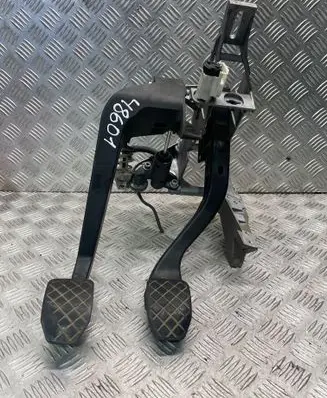 Audi A4 S4 B7 8E 8H Pedal assembly 8E1721117D 8E1721316 8E1721401A