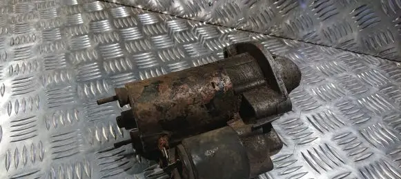 Audi A4 S4 B5 8D Starter motor