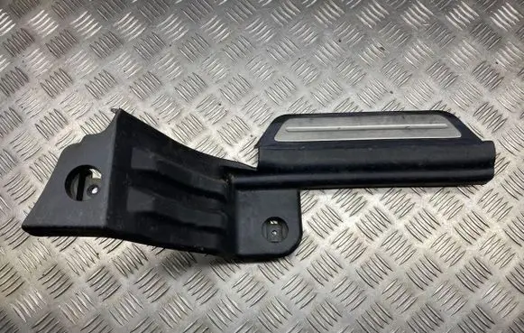 Hyundai Terracan Rear sill trim cover 84270H1002
