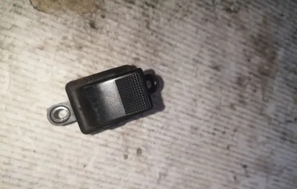 Mazda 2 Electric window control switch D39766370