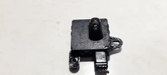 Chrysler 300M Sensor 04698662J