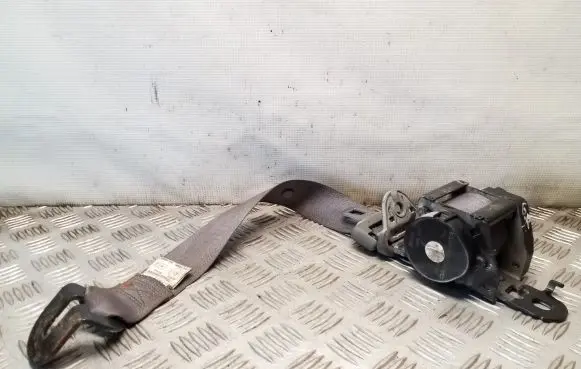 Jeep Grand Cherokee (WK) Rear seatbelt 1CL92TRMAA
