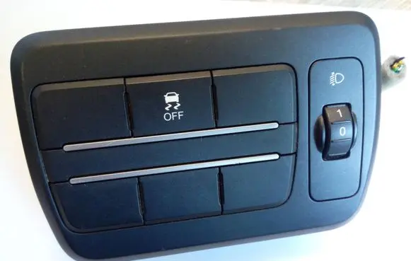 SsangYong Tivoli ESP (stability program) switch 8530035201 NE68859
