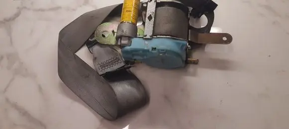 KIA Sorento Front seatbelt 0432022 672444