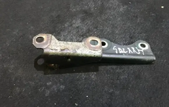 Mitsubishi Galant Engine bonnet/hood hinges
