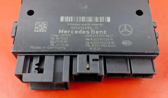Mercedes-Benz C W206 Tow bar trailer control unit/module A2239006827