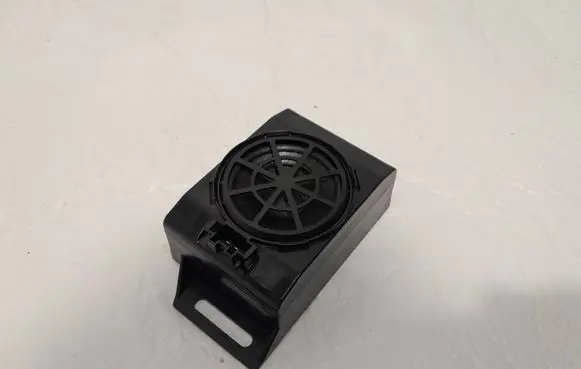 Porsche Cayenne (9Y0 9Y3) Parking PDC sensor speaker 7PP035709B 900070B05704