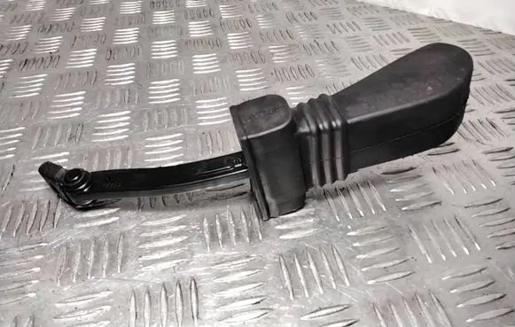 Audi A4 S4 B8 8K Front door check strap stopper 8K0837249A