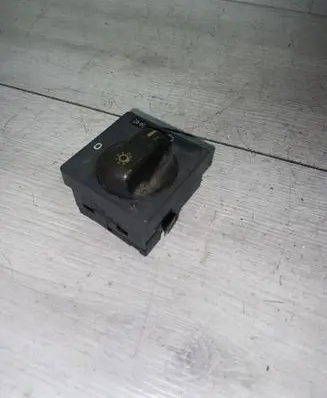 Volvo V70 Light switch 8622022
