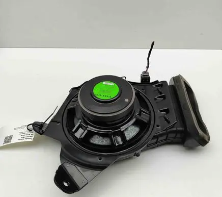 Volvo XC40 Subwoofer speaker P31438479 31438479
