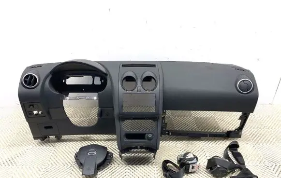 Nissan Qashqai Dashboard 
