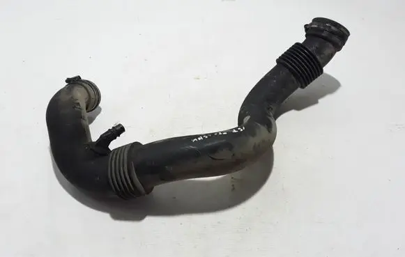Renault Master II Air intake duct part 8200107551