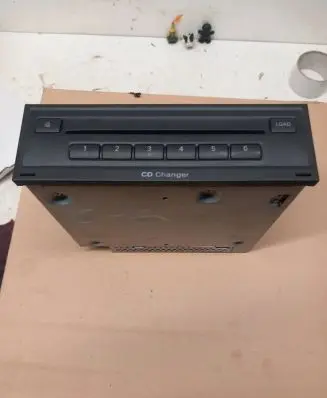Audi A6 S6 C6 4F CD/DVD changer 4F0035110 AA001001 8E0035110