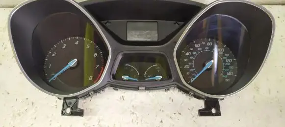 Ford Focus Speedometer (instrument cluster) AM5T-10849-BK