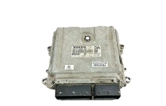 Volvo V70 Engine control unit/module 30771550AB