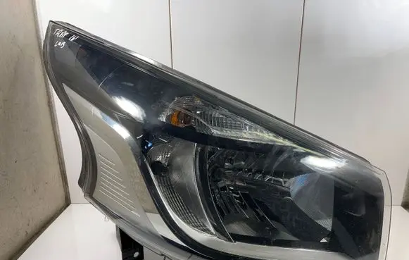 Renault Trafic III (X82) Headlight/headlamp 1LE01141004 260101058R