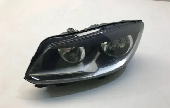 Volkswagen Touran II Headlight/headlamp 030126820100 1T1941005G