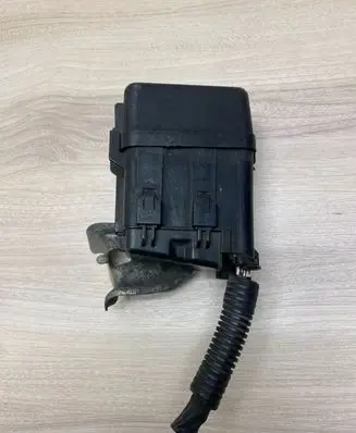 Toyota RAV 4 (XA40) Fuse box set 9008087019 6104808006 9008087008