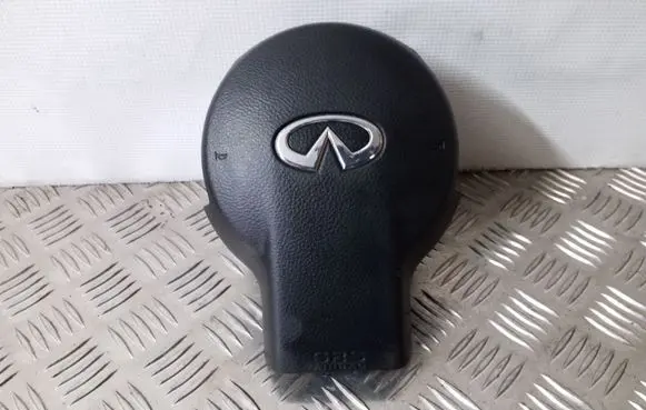 Infiniti FX Steering wheel airbag