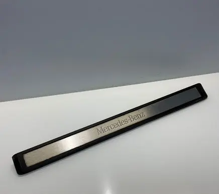 Mercedes-Benz E W211 Side skirt front trim A2116805535 2116805535