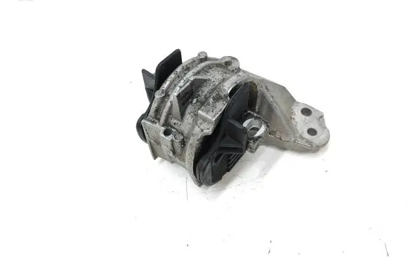 Peugeot 508 RXH Engine mount bracket