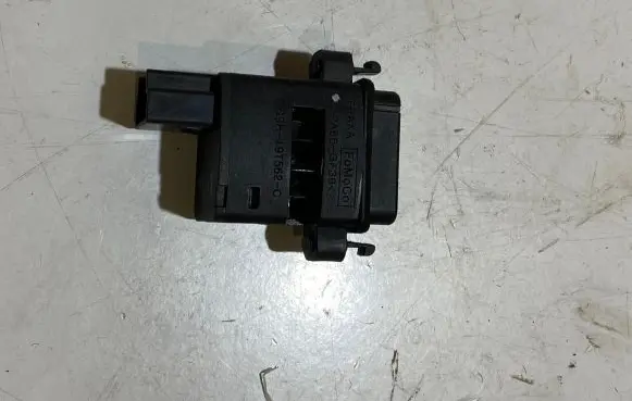 Ford Mustang VI Interior temperature sensor DG9H19T562C