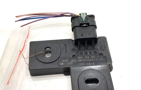 Audi A4 S4 B9 8W Other control units/modules 8K0906651