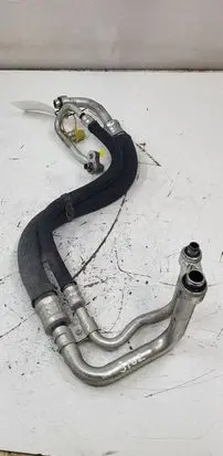 Tesla Model Y Air conditioning (A/C) pipe/hose 162591099B