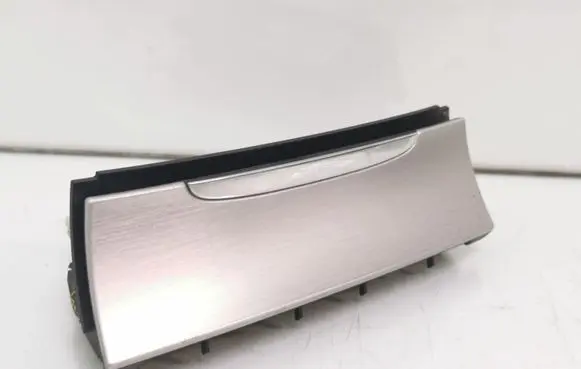 Volkswagen PASSAT B6 Ashtray (front) 3C0863284A 3C0857961A 318220100