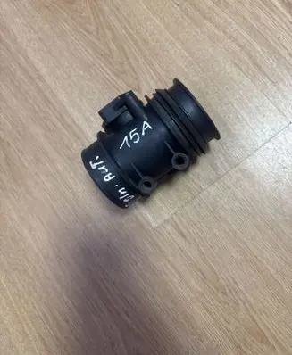 Volvo V70 Mass air flow meter 9202199 MB1974080040
