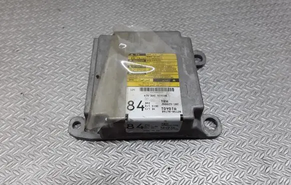 Toyota Avensis T250 Airbag control unit/module 8917005120