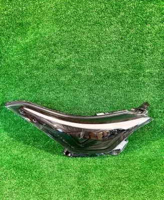 Toyota C-HR I Headlight/headlamp 81110YP280