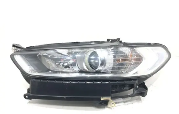Ford Mondeo MK V Headlight/headlamp DS73-13W030-AE