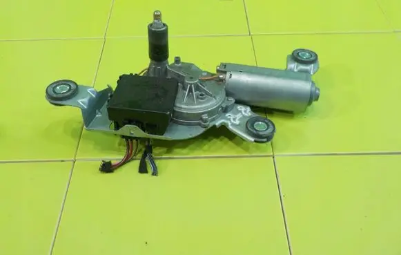 BMW X3 E83 Rear window wiper motor 0390201594