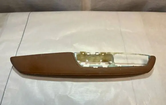 BMW X5 E70 Armrest 773201 T0030602 0117201