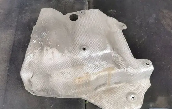 Ford Explorer VI Exhaust heat shield L1MBS112B28AF
