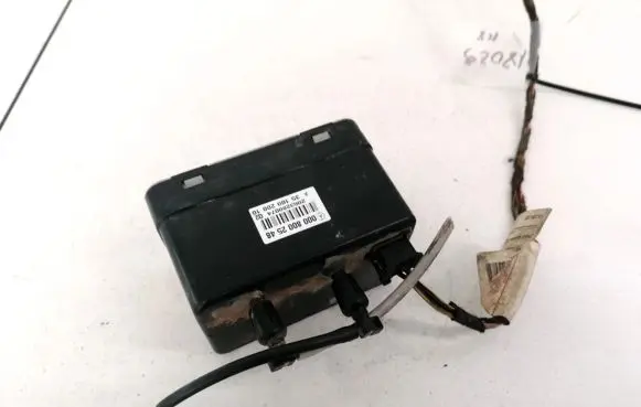 Mercedes-Benz C W203 Vacuum pump 0008002548 2063280074
