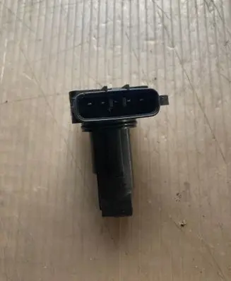 Suzuki Grand Vitara II Mass air flow meter 1974002230