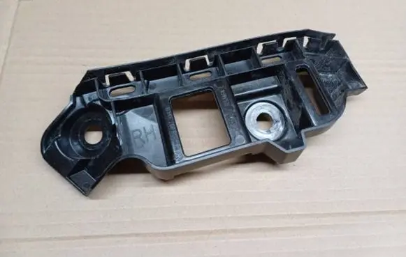 Volkswagen Polo VI Bumper support mounting bracket corner 2GS807394B