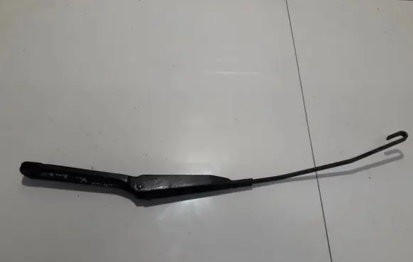 Renault Kangoo I Front wiper blade arm 8200158098