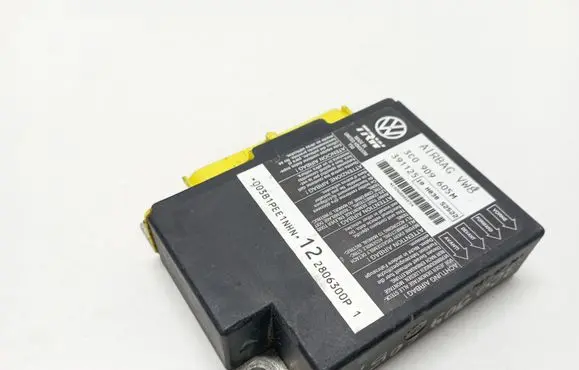 Volkswagen PASSAT B6 Airbag control unit/module 3C0909605M 10H030S2522