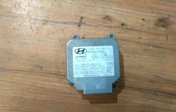 Hyundai Accent Airbag control unit/module 9591022303 5wk4102